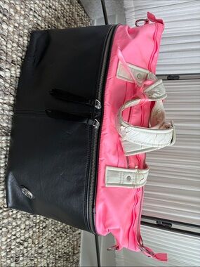 Lululemon Take You With Me Convertible Tote Bag Black Pink RARE